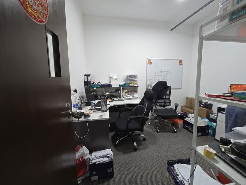 Nordcom II, 2 Gambas Crescent, Sembawang / Yishun, 1,670 sqft, Light Industrial (B1) For Sale, by Dwayne Tan, 500287779 - Study - CommercialGuru.com.sg