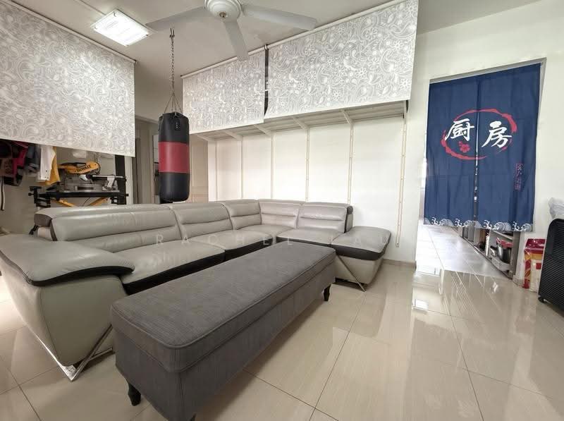 262 Yishun Street 22, 262 Yishun Street 22, Sembawang / Yishun, 3 Bedrooms, 904 sqft, HDB Flat For Sale, by Rachel Lau, 500287795 - Living Room - PropertyGuru.com.sg