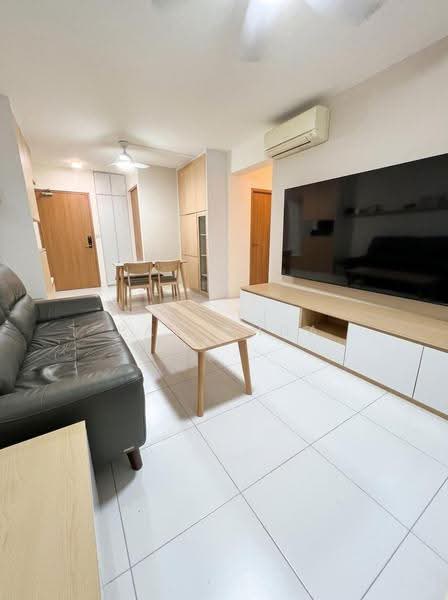 452A Sengkang West Way, 452A Sengkang West Way, Seletar / Yio Chu Kang, 3 Bedrooms, 990 sqft, HDB Flat For Sale, by Pau Chua, 500287816 - Living Room - PropertyGuru.com.sg