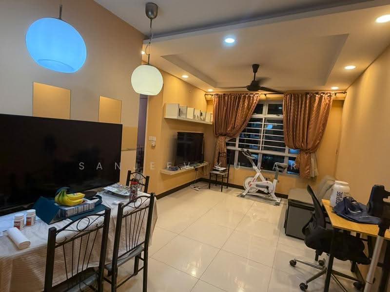 442B Fajar Road, 442B Fajar Road, Dairy Farm / Bukit Panjang / Choa Chu Kang, 2 Bedrooms, 750 sqft, HDB Flat For Rent, by Sanjeev Kumar, 500287819 - Living Room - PropertyGuru.com.sg