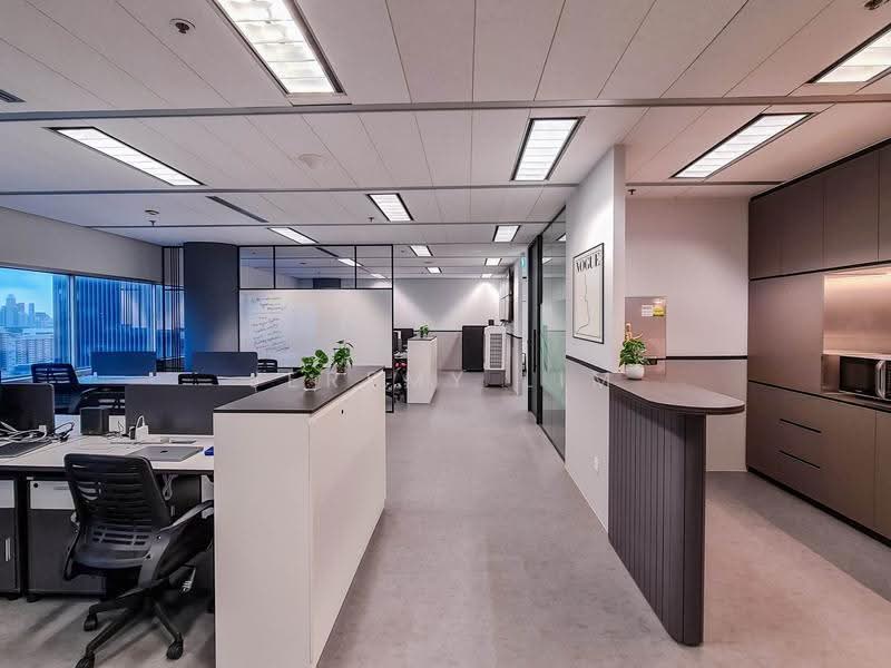 Gateway East, 152 Beach Road, Beach Road / Bugis / Rochor, 4,059 sqft, Office For Rent, by Jeremy Lim, 500287821 - Interior - CommercialGuru.com.sg