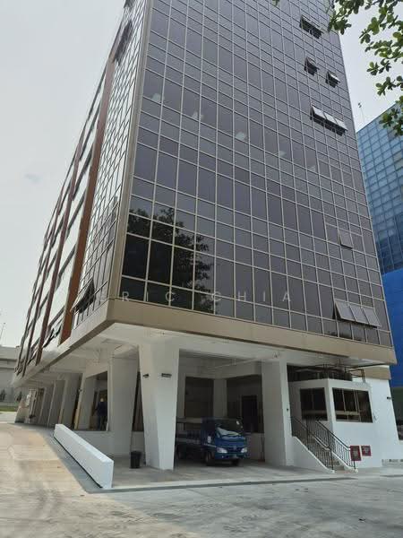 Hudson Industrial Building, 14 New Industrial Road, Hougang / Punggol / Sengkang, 2,207 sqft, Light Industrial (B1) For Rent, by Eric Chia, 500287839 - Exterior - CommercialGuru.com.sg