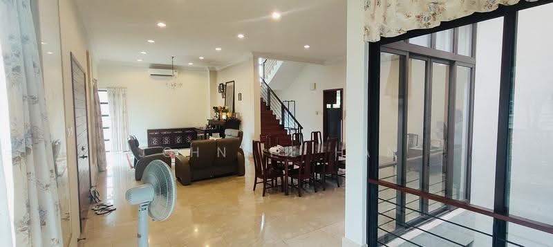 Holland Grove Park, Tanglin / Holland / Bukit Timah, 6 Bedrooms, 6,000 sqft, Semi-Detached House For Sale, by Johnnie Han, 500287850 - Living Room - PropertyGuru.com.sg