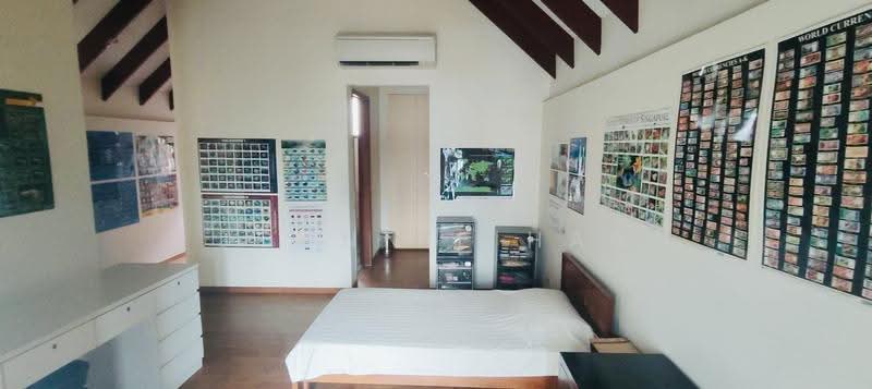 Holland Grove Park, Tanglin / Holland / Bukit Timah, 6 Bedrooms, 6,000 sqft, Semi-Detached House For Sale, by Johnnie Han, 500287850 - Bedroom - PropertyGuru.com.sg