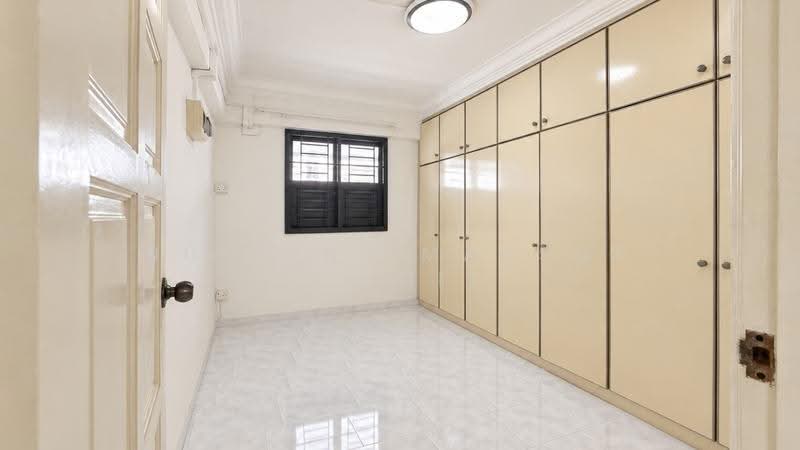 201 Bedok North Street 1, 201 Bedok North Street 1, Bedok / Upper East Coast, 2 Bedrooms, 786 sqft, HDB Flat For Sale, by Nuraini Mansor (Aini), 500287856 - Common Room - PropertyGuru.com.sg