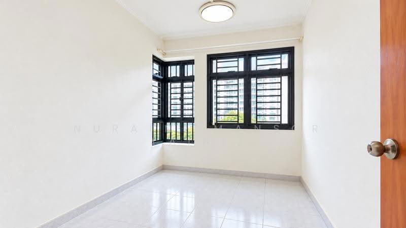 201 Bedok North Street 1, 201 Bedok North Street 1, Bedok / Upper East Coast, 2 Bedrooms, 786 sqft, HDB Flat For Sale, by Nuraini Mansor (Aini), 500287856 - Utility Room - PropertyGuru.com.sg