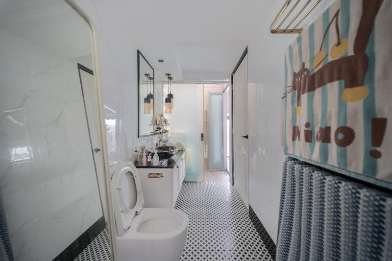 Kembangan Suites, 16 Jalan Masjid, Eunos / Geylang / Paya Lebar, 2 Bedrooms, 969 sqft, Condominium For Sale, by Huang Han, 500287878 - Bathroom - PropertyGuru.com.sg