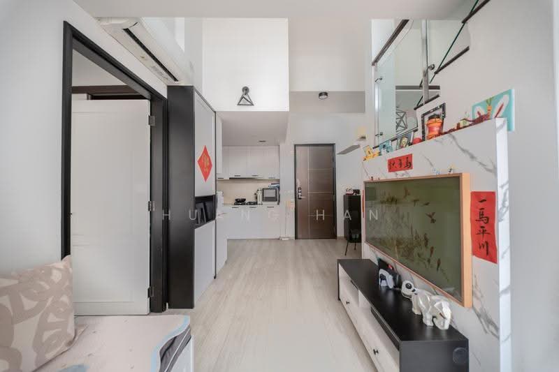 Kembangan Suites, 16 Jalan Masjid, Eunos / Geylang / Paya Lebar, 2 Bedrooms, 969 sqft, Condominium For Sale, by Huang Han, 500287878 - Living Room - PropertyGuru.com.sg