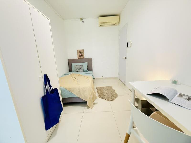Twin Waterfalls, 102 Punggol Walk, Hougang / Punggol / Sengkang, Room Rental, 108 sqft, Condominium For Rent, by Young Chng, 500287895 - R5 Bedroom - PropertyGuru.com.sg