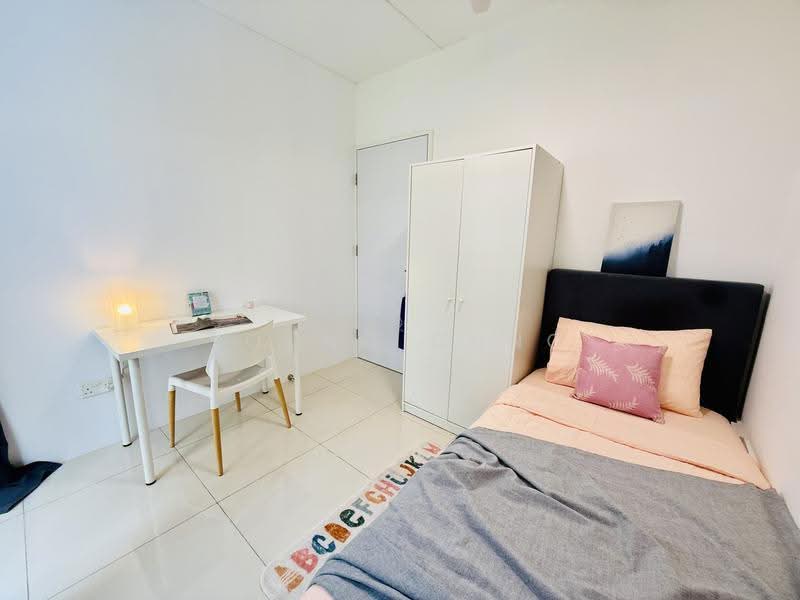 Twin Waterfalls, 102 Punggol Walk, Hougang / Punggol / Sengkang, Room Rental, 108 sqft, Condominium For Rent, by Young Chng, 500287895 - R4 Bedroom - PropertyGuru.com.sg