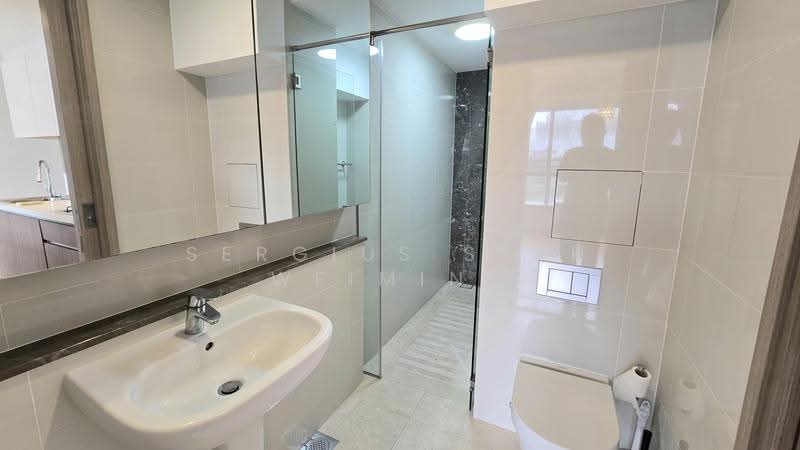 Flamingo Valley, 480 Siglap Road, East Coast / Marine Parade, 2 Bedrooms, 990 sqft, Condominium For Rent, by Sergius Seah Weiming, 500287896 - Level 1 Bathroom - PropertyGuru.com.sg