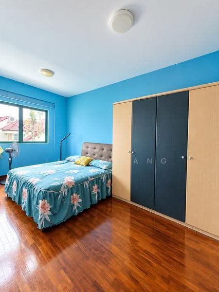 Stratford Court, 41A Bedok Ria Crescent, Bedok / Upper East Coast, 3 Bedrooms, 1,227 sqft, Condominium For Sale, by Liza Huang, 500287917 - Bedroom - PropertyGuru.com.sg