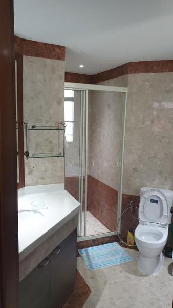 The Springbloom, 139 Serangoon Avenue 3, Hougang / Punggol / Sengkang, 2 Bedrooms, 1,130 sqft, Condominium For Rent, by Kim Tan, 500287925 - Bathroom - PropertyGuru.com.sg
