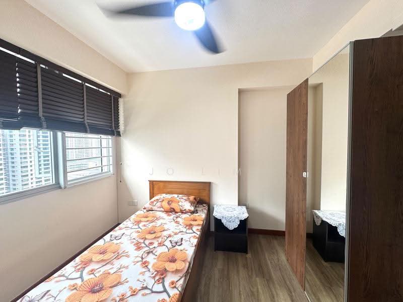 432A Sengkang West Way, 432A Sengkang West Way, Seletar / Yio Chu Kang, Room Rental, 100 sqft, HDB Flat For Rent, by Jo Lim, 500287930 - PropertyGuru.com.sg