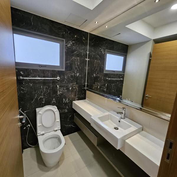 The Shore Residences, 81 Amber Road, East Coast / Marine Parade, 2 Bedrooms, 916 sqft, Condominium For Rent, by James Tan, 500287936 - Bathroom - PropertyGuru.com.sg