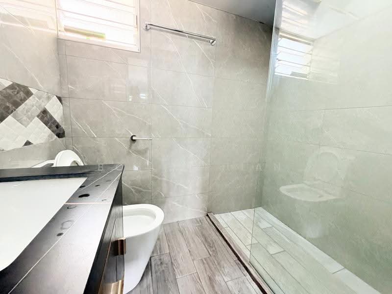 463C Sembawang Drive, 463C Sembawang Drive, Sembawang / Yishun, 3 Bedrooms, 990 sqft, HDB Flat For Sale, by Bob Sophian, 500287956 - Bathroom - PropertyGuru.com.sg