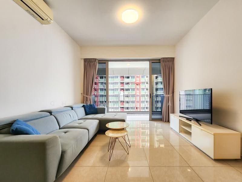 V on Shenton, 5A Shenton Way, Boat Quay / Raffles Place / Marina, 2 Bedrooms, 1,055 sqft, Condominium For Sale, by Chew Lih Yuan, 500287958 - Living Room - PropertyGuru.com.sg