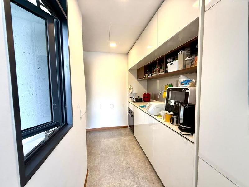 Fourth Avenue Residences, 2 Fourth Avenue, Tanglin / Holland / Bukit Timah, 2 Bedrooms, 721 sqft, Condominium For Sale, by Charlotte Lim, 500287959 - Kitchen - PropertyGuru.com.sg