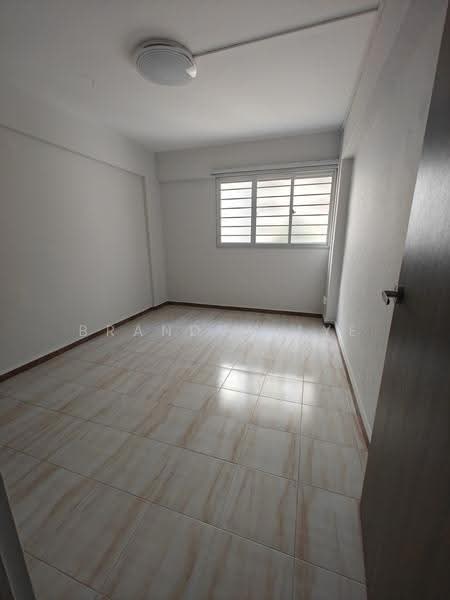 811 Tampines Avenue 4, 811 Tampines Avenue 4, Pasir Ris / Tampines, Room Rental, 350 sqft, HDB Flat For Rent, by Brandon Lye, 500287978 - Interior - PropertyGuru.com.sg