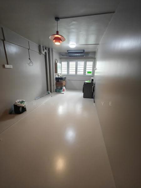 811 Tampines Avenue 4, 811 Tampines Avenue 4, Pasir Ris / Tampines, Room Rental, 350 sqft, HDB Flat For Rent, by Brandon Lye, 500287978 - PropertyGuru.com.sg