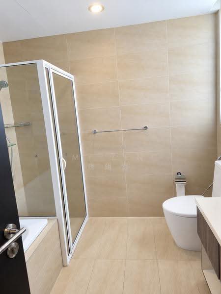 Citylights, 82 Jellicoe Road, Farrer Park / Serangoon Rd, 3 Bedrooms, 1,893 sqft, Condominium For Sale, by Amy Zeng 房姐姐, 500287982 - Bathroom - PropertyGuru.com.sg