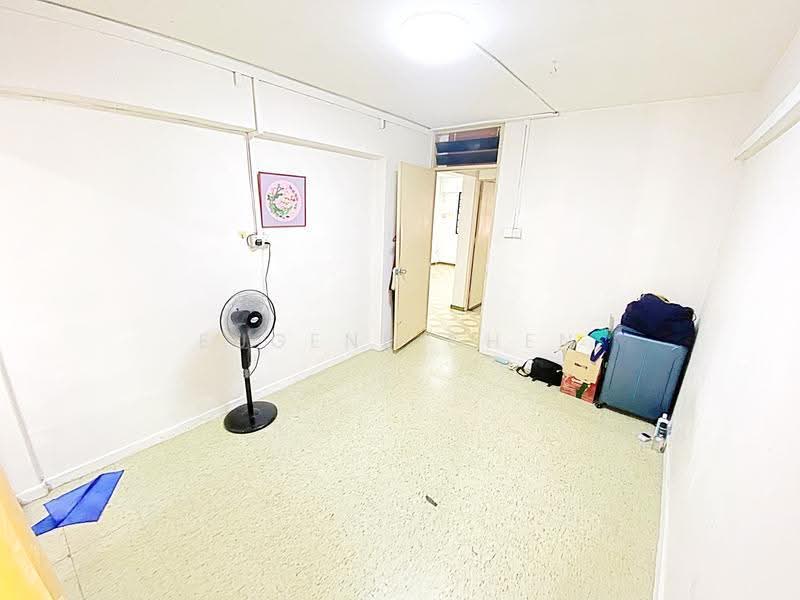 557 Ang Mo Kio Avenue 10, 557 Ang Mo Kio Avenue 10, Ang Mo Kio / Bishan / Thomson, 2 Bedrooms, 732 sqft, HDB Flat For Sale, by Eugene Chen, 500287983 - Interior - PropertyGuru.com.sg