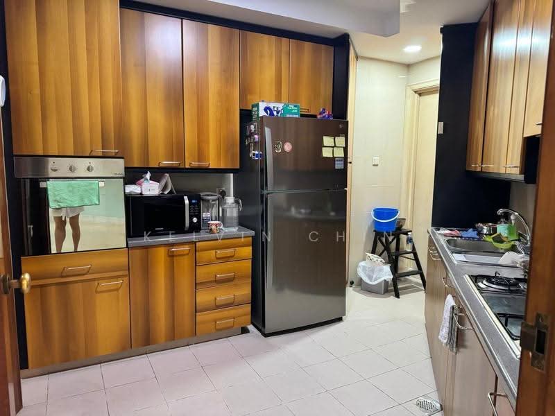 Valley Park, 479 River Valley Road, Tanglin / Holland / Bukit Timah, 3 Bedrooms, 1,249 sqft, Condominium For Rent, by Kelvin Chin, 500287991 - Kitchen - PropertyGuru.com.sg