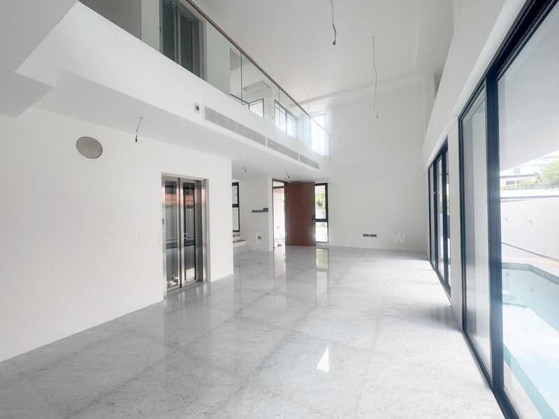 Serangoon Garden Estate, Brockhampton Drive, Hougang / Punggol / Sengkang, 6 Bedrooms, 7,460 sqft, Semi-Detached House For Sale, by Jeffrey Liew, 500288008 - Living Room - PropertyGuru.com.sg