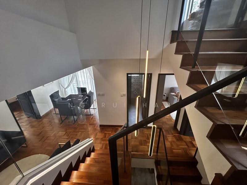 Spacious Corner Terrace at Hillview, Hillview way, Dairy Farm / Bukit Panjang / Choa Chu Kang, 5 Bedrooms, 3,700 sqft, Terraced House For Sale, by Ng Rui Han, 500288028 - PropertyGuru.com.sg