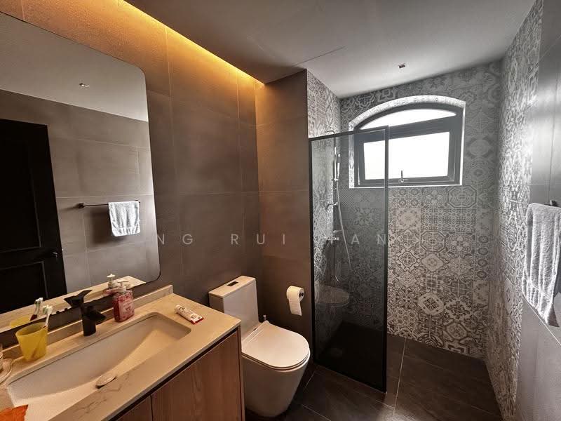 Spacious Corner Terrace at Hillview, Hillview way, Dairy Farm / Bukit Panjang / Choa Chu Kang, 5 Bedrooms, 3,700 sqft, Terraced House For Sale, by Ng Rui Han, 500288028 - PropertyGuru.com.sg