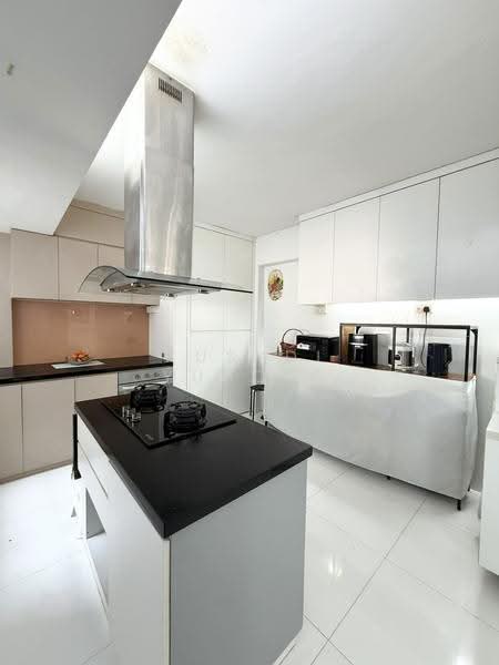 272 Tampines Street 22, 272 Tampines Street 22, Pasir Ris / Tampines, 4 Bedrooms, 1,851 sqft, HDB Flat For Sale, by Rusydi Yusoff, 500288038 - Kitchen - PropertyGuru.com.sg