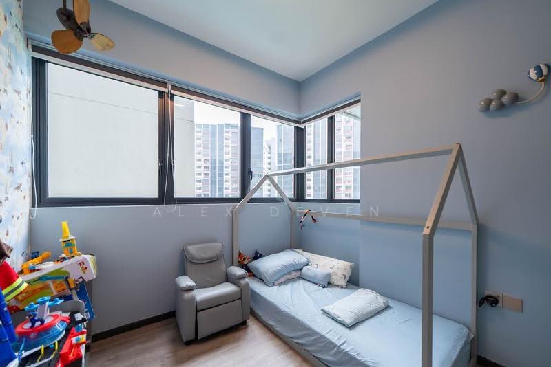 Riverfront Residences, 57 Hougang Avenue 7, Hougang / Punggol / Sengkang, 4 Bedrooms, 1,485 sqft, Condominium For Sale, by Alex Deven, 500288059 - Bedroom - PropertyGuru.com.sg