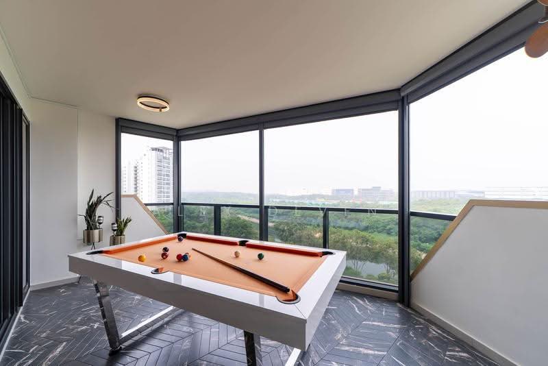 Riverfront Residences, 57 Hougang Avenue 7, Hougang / Punggol / Sengkang, 4 Bedrooms, 1,485 sqft, Condominium For Sale, by Alex Deven, 500288059 - Balcony - PropertyGuru.com.sg