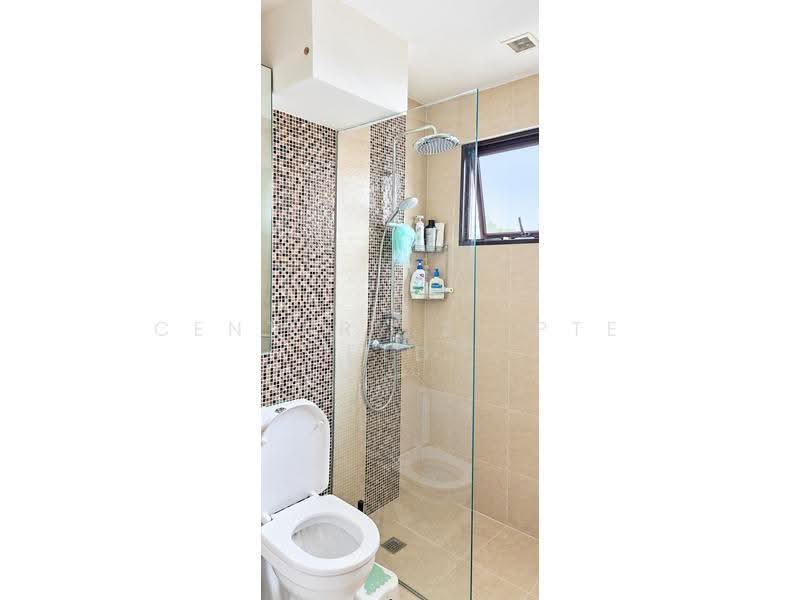 Lagoon View, 5000M Marine Parade Road, East Coast / Marine Parade, 3 Bedrooms, 1,647 sqft, Apartment For Sale, by CHUA LEE KIANG SERENA, 500288067 - Bathroom - PropertyGuru.com.sg