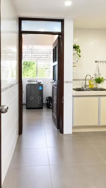 Orchid Park Condominium, 81 Yishun Street 81, Sembawang / Yishun, 3 Bedrooms, 1,250 sqft, Condominium For Sale, by Dorcas Chan, 500288077 - Yard/Wash Area - PropertyGuru.com.sg