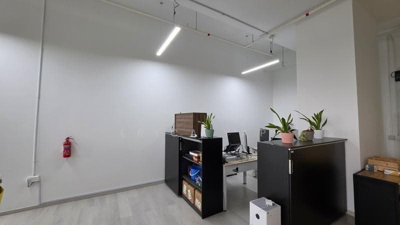 Woods Square, 12 Woodlands Square, Admiralty / Woodlands, 1,033 sqft, Office For Rent, by Erica Yap, 500288082 - Interior - CommercialGuru.com.sg