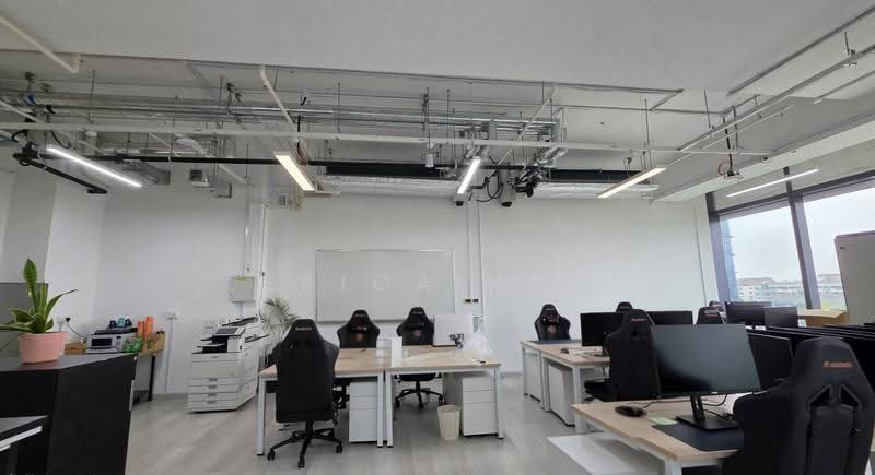 Woods Square, 12 Woodlands Square, Admiralty / Woodlands, 1,033 sqft, Office For Rent, by Erica Yap, 500288082 - Interior - CommercialGuru.com.sg