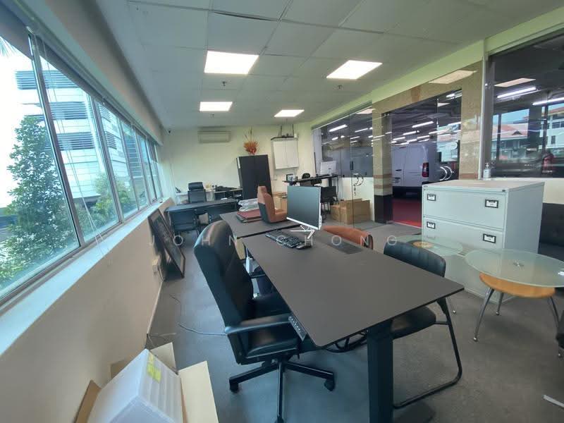 Automobile Megamart, 61 Ubi Avenue 2, Eunos / Geylang / Paya Lebar, 2,992 sqft, Light Industrial (B1) For Sale, by John Chong, 500288083 - Interior - CommercialGuru.com.sg