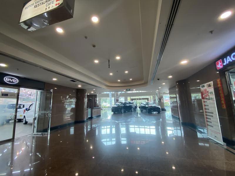 Automobile Megamart, 61 Ubi Avenue 2, Eunos / Geylang / Paya Lebar, 2,992 sqft, Light Industrial (B1) For Sale, by John Chong, 500288083 - Lobby - CommercialGuru.com.sg