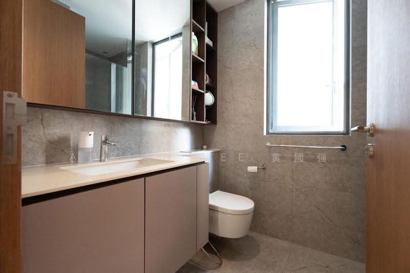 Verdale, 10 De Souza Avenue, Clementi Park / Upper Bukit Timah, 1 Bedroom, 732 sqft, Condominium For Sale, by Adrian Wee 黄國强, 500288089 - Bathroom - PropertyGuru.com.sg