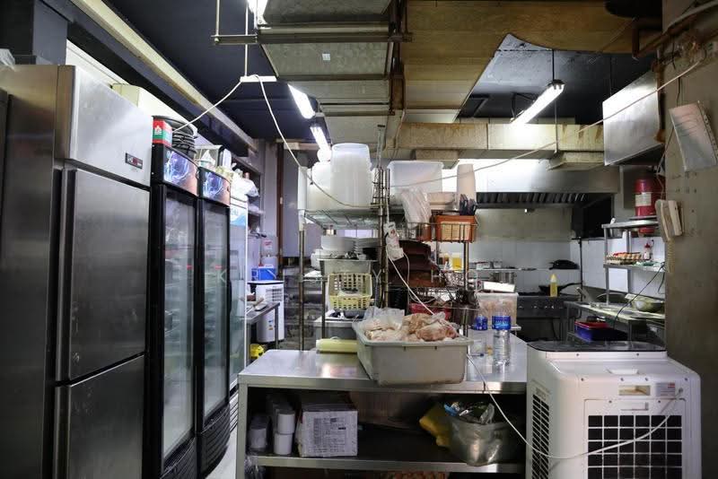 3.5 - Storey Conservation Shophouse for Rent | Telok Ayer Street | Ideal For F&B, Telok Ayer Street, Boat Quay / Raffles Place / Marina, 3,858 sqft, Food & Beverage For Rent, by Kristy Ho, 500288093 - Kitchen - CommercialGuru.com.sg