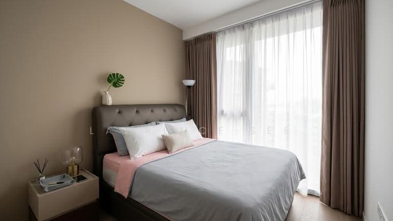 Penrose, 20 Sims Drive, Eunos / Geylang / Paya Lebar, 4 Bedrooms, 1,389 sqft, Condominium For Rent, by Lawrence See, 500288100 - Bedroom - PropertyGuru.com.sg