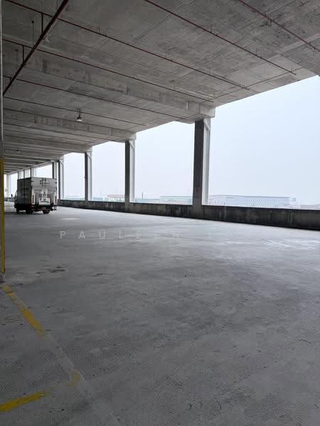 Penjuru Ramp Up Warehouse 9m Ceiling, Boon Lay / Jurong / Tuas, 82,000 sqft, Factory / Workshop (B2) For Rent, by Pauleen Lim, 500288113 - Car Park - CommercialGuru.com.sg