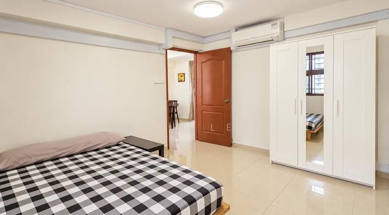 105 Henderson Crescent, 105 Henderson Crescent, Alexandra / Commonwealth, 2 Bedrooms, 700 sqft, HDB Flat For Rent, by Alex Lee, 500288116 - Bedroom - PropertyGuru.com.sg