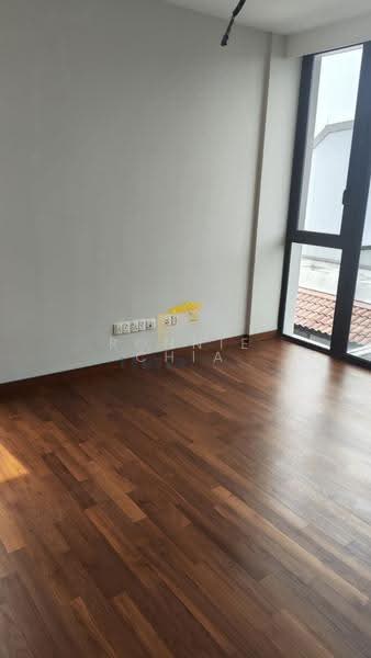 Lim Ah Woo / Sandy Lane / Green Lane, East Coast / Marine Parade, 8 Bedrooms, 5,760 sqft, Detached House For Sale, by Ronnie Chia, 500288117 - Interior - PropertyGuru.com.sg