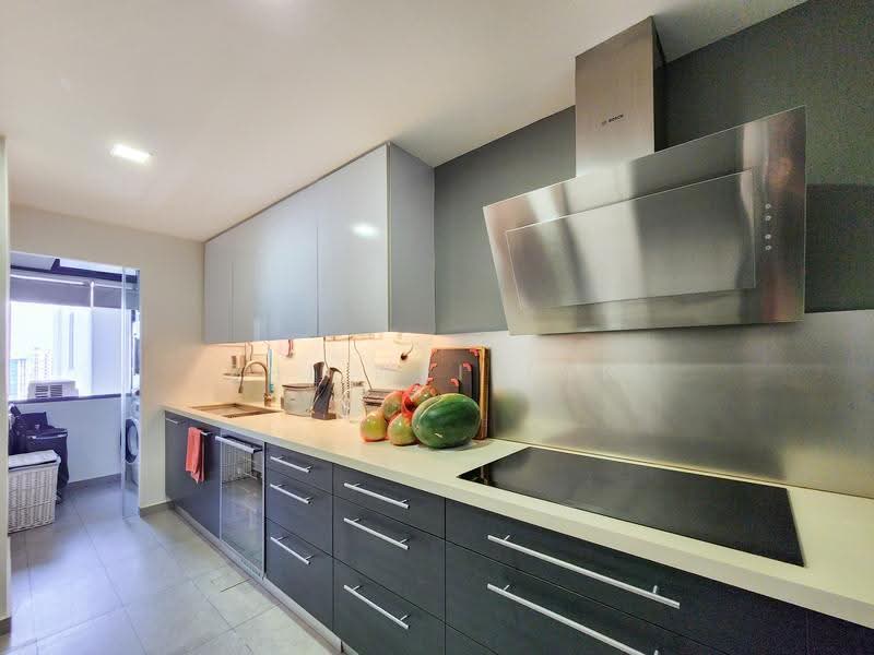 Mirage Tower, 80 Kim Seng Road, Orchard / River Valley, 2 Bedrooms, 958 sqft, Condominium For Sale, by Zhi Wei Tan, 500288124 - Kitchen - PropertyGuru.com.sg