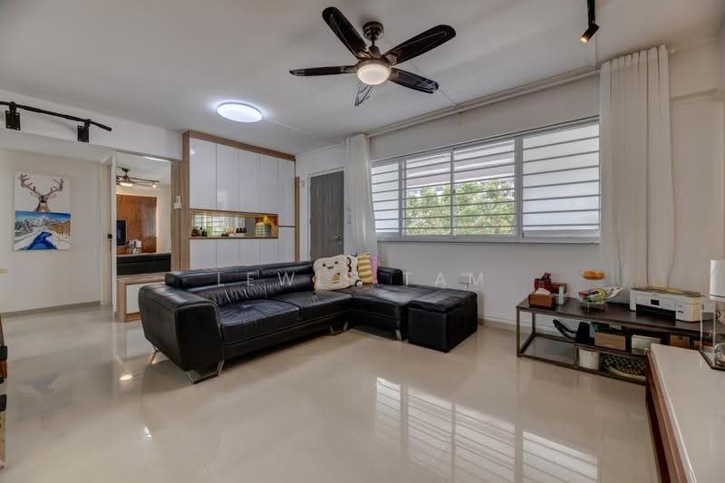145 Simei Street 2, 145 Simei Street 2, Pasir Ris / Tampines, 3 Bedrooms, 904 sqft, HDB Flat For Sale, by Lewis Tam, 500288130 - Living Room - PropertyGuru.com.sg