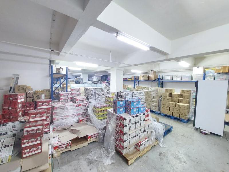 Tong Lee Building, 35 Kallang Pudding Road, Macpherson / Potong Pasir, 2,822 sqft, Light Industrial (B1) For Rent, by John Chia, 500288135 - CommercialGuru.com.sg