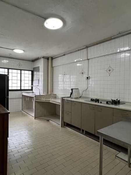 228 Bukit Batok Central, 228 Bukit Batok Central, Dairy Farm / Bukit Panjang / Choa Chu Kang, 2 Bedrooms, 785 sqft, HDB Flat For Rent, by Wee Chye Heng (Alan Wee), 500288139 - Kitchen - PropertyGuru.com.sg