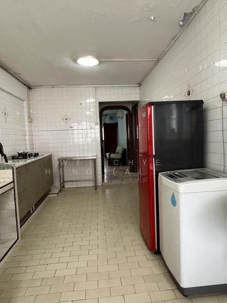 228 Bukit Batok Central, 228 Bukit Batok Central, Dairy Farm / Bukit Panjang / Choa Chu Kang, 2 Bedrooms, 785 sqft, HDB Flat For Rent, by Wee Chye Heng (Alan Wee), 500288139 - Kitchen - PropertyGuru.com.sg
